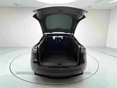 Tesla Model Y 2024, 49000 км, за 178800 CNY - фото 10