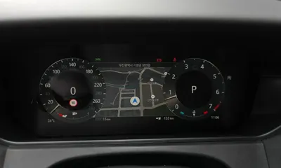Land Rover Range Rover Velar 2026, 15 км, за 99900000 KRW - фото 8