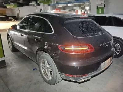 Porsche Macan 2016, 120300 км, за 112030.53 CNY