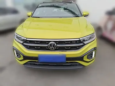 Volkswagen T-Roc 2023, 29800 км, за 94300 CNY - фото 5