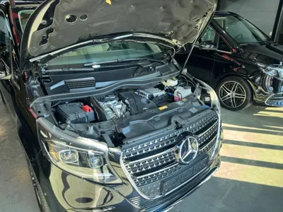 Mercedes-Benz V-Class 2025, 28 км, за 172500000 KRW - фото 6