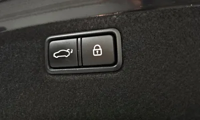 Hyundai Genesis 2016, 127144 км, за 11500000 KRW - фото 18