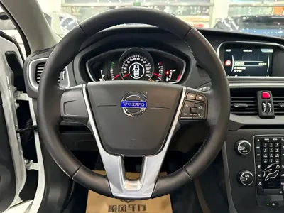 Volvo V40 2016, 50000 км, за 48000 CNY - фото 16