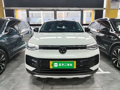 Volkswagen Tharu 2025, 7900 км, за 83100 CNY