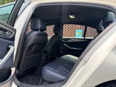 BMW 5 Series (Import) 2019, 93000 км, за 123500 CNY - фото 15