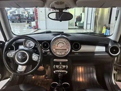 MINI Mini Clubman 2009, 95000 км, за 23000 CNY - фото 9