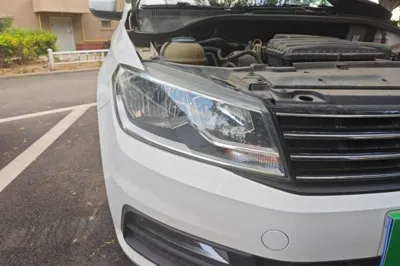 Volkswagen Santana 2017, 80500 км, за 35145.5 CNY - фото 7