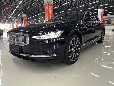 Volvo S90 · 2024 год