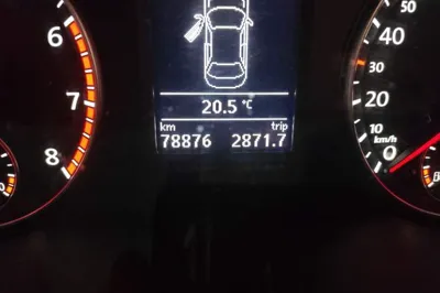 Volkswagen Passat 2015, 78900 км, за 58369.19 CNY - фото 9