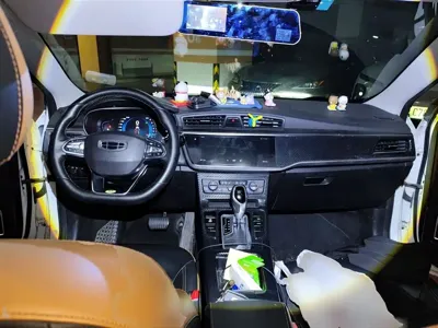 Geely Emgrand GL 2020, 83400 км, за 25600 CNY - фото 10