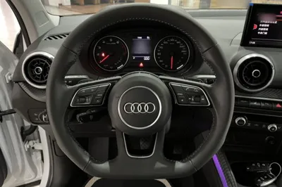 Audi Q2L 2022, 23700 км, за 138950.91 CNY - фото 14