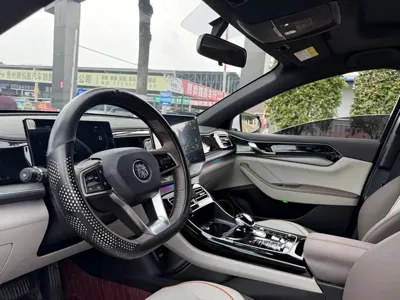 BYD Qin Plus 2023, 53800 км, за 53800 CNY - фото 6
