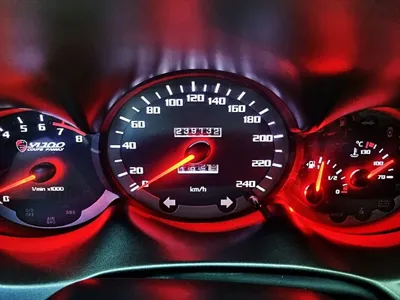Hyundai Tiburon 2001, 240000 км, за 4900000 KRW - фото 13