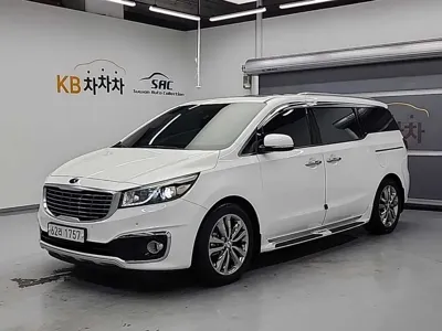 Kia Canival · 2017 год