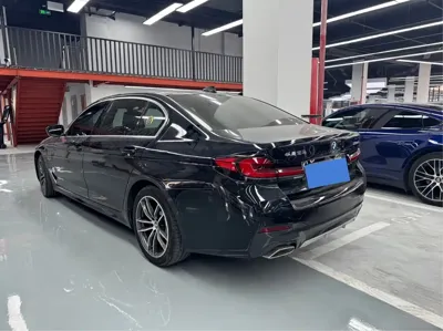 BMW 5 Series New Energy 2022, 35800 км, за 178700 CNY - фото 10