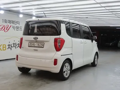 Kia Ray 2015, 164024 км, за 4500000 KRW