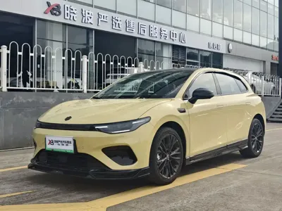 Leapmotor 零跑Lafa5 · 2025 год