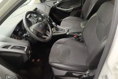 Ford Focus 2017, 28900 км, за 61260.77 CNY - фото 15
