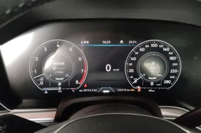 Volkswagen Touareg 2019, 132500 км, за 222103.92 CNY - фото 14