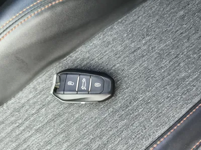 Peugeot 4008 2018, 179000 км, за 35863.77 CNY - фото 9