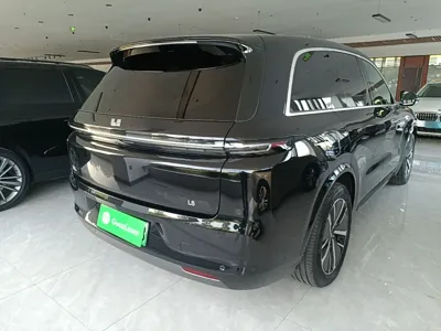 Li Auto L8 2024, 17900 км, за 252857.55 CNY - фото 6
