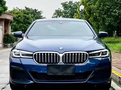 BMW 5 Series 2021, 50000 км, за 159800 CNY