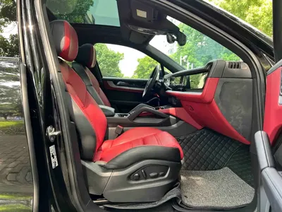 Porsche Cayenne 2024, 15000 км, за 668000 CNY - фото 10