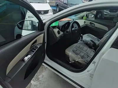 Chevrolet Cruze 2016, 95100 км, за 19400 CNY - фото 16