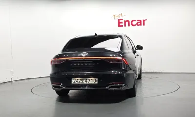 Hyundai Grandeur 2020, 60933 км, за 27500000 KRW