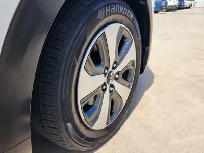 Kia Niro 2018, 61283 км, за 15300000 KRW - фото 18
