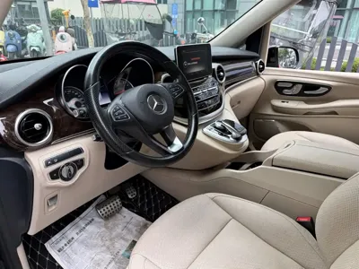 Mercedes-Benz V-Class 2018, 131000 км, за 159800 CNY - фото 7