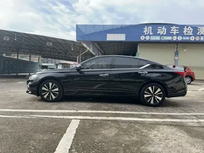 Nissan Teana 2021, 59000 км, за 71800 CNY