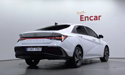 Hyundai Avante 2026, 3408 км, за 23900000 KRW