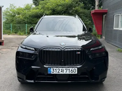 BMW X7 2025, 13000 км, за 175000000 KRW - фото 3