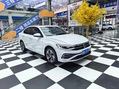 Volkswagen Bora 2023, 62000 км, за 65000 CNY