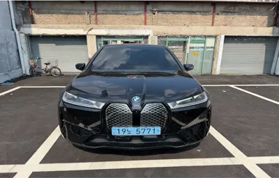 BMW iX · 2024 год