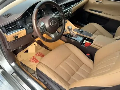 Lexus ES 2017, 110000 км, за 92800 CNY - фото 5