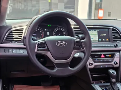 Hyundai Avante 2018, 135867 км, за 8900000 KRW - фото 9