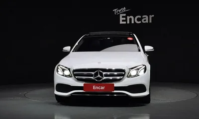 Mercedes-Benz E-Class 2017, 113618 км, за 17490000 KRW