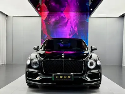 Bentley Flying Spur PHEV 2024, 48000 км, за 1697000 CNY