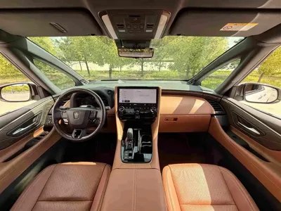 Toyota Vellfire 2024, 22000 км, за 753000 CNY - фото 6