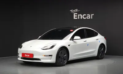 Tesla Model 3 · 2022 год