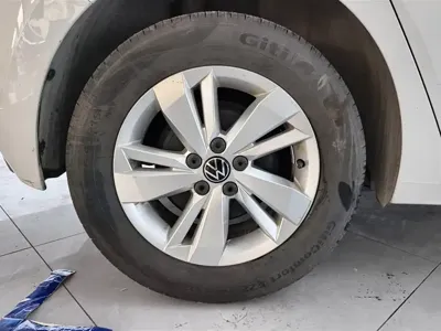 Volkswagen Polo 2023, 26600 км, за 58300 CNY - фото 6