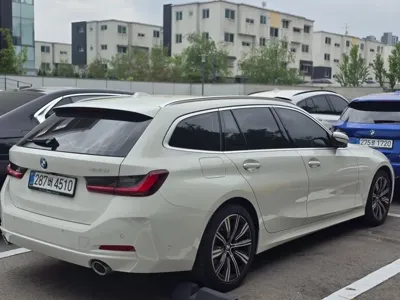 BMW 3-Series 2025, 4696 км, за 42000000 KRW