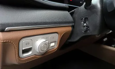 Mercedes-Benz GLE-Class 2024, 32960 км, за 84900000 KRW - фото 19