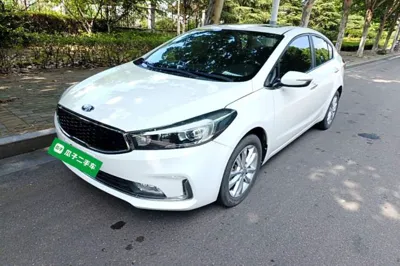 Kia K3 · 2016 год