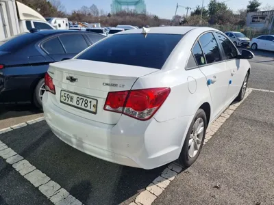 ChevroletGMDaewoo Cruze 2014, 120739 км, за 3300000 KRW