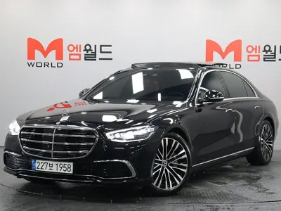 Mercedes-Benz S-Class · 2023 год