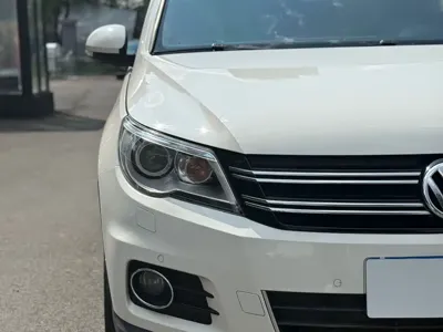 Volkswagen Tiguan 2013, 180000 км, за 25800 CNY