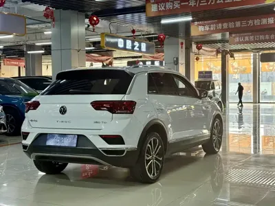 Volkswagen T-Roc 2022, 18000 км, за 108800 CNY - фото 10